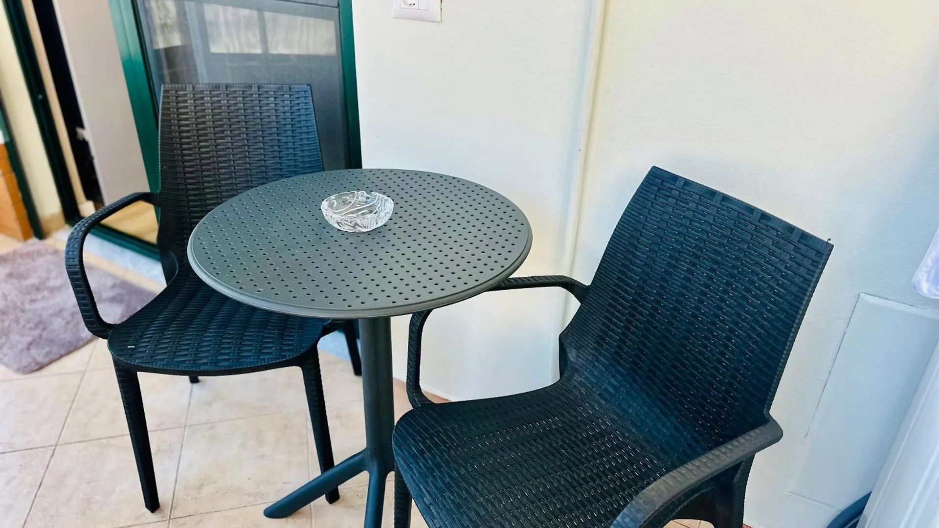 Sunny Apartment Tirana